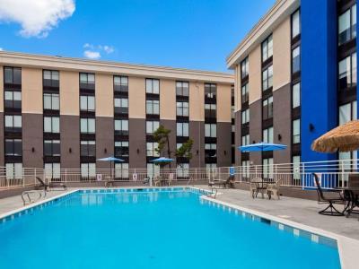 Best Western Plus Executive Residency Denver-central Park Hotel